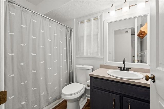 2688 Raven Trail NE, Marietta, GA 30066