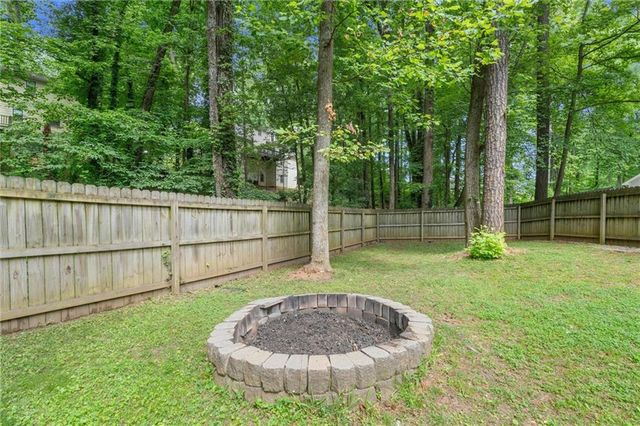 2688 Raven Trail NE, Marietta, GA 30066