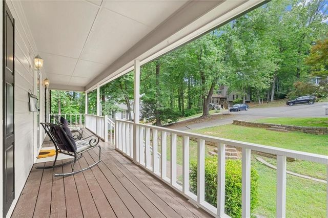 2688 Raven Trail NE, Marietta, GA 30066
