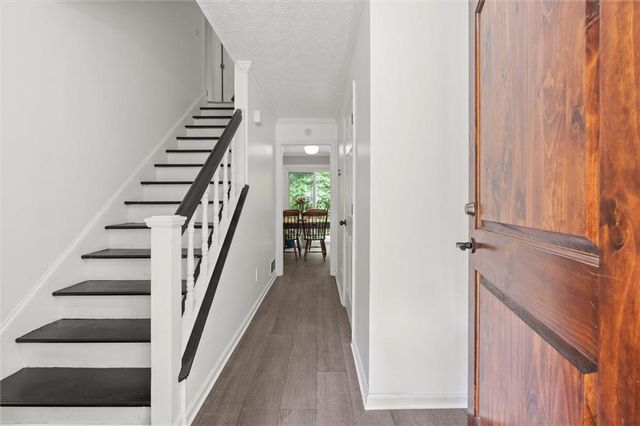 2688 Raven Trail NE, Marietta, GA 30066
