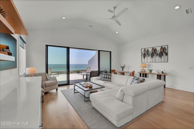 12 Mallard Street Unit 12b, Wrightsville Beach, NC 28480