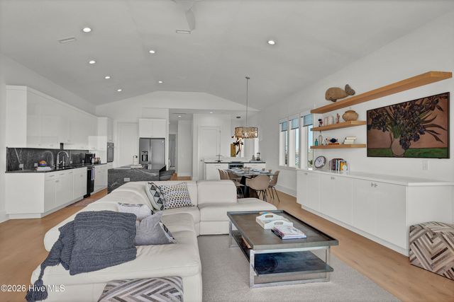 12 Mallard Street Unit 12b, Wrightsville Beach, NC 28480