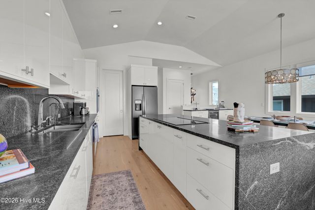 12 Mallard Street Unit 12b, Wrightsville Beach, NC 28480