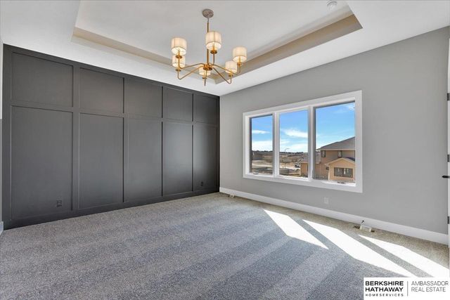 21348 Laurel Circle, Elkhorn, NE 68022