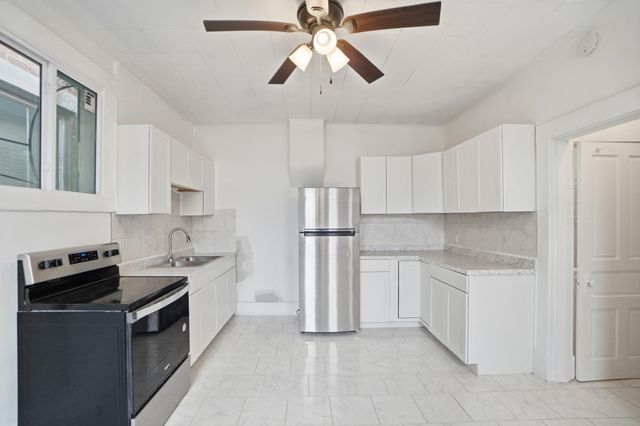 226 W 10th Street, Newport, KY 41071