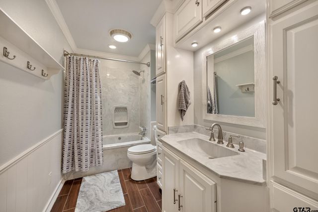 6101 Sutherland, Tyler, TX 75703