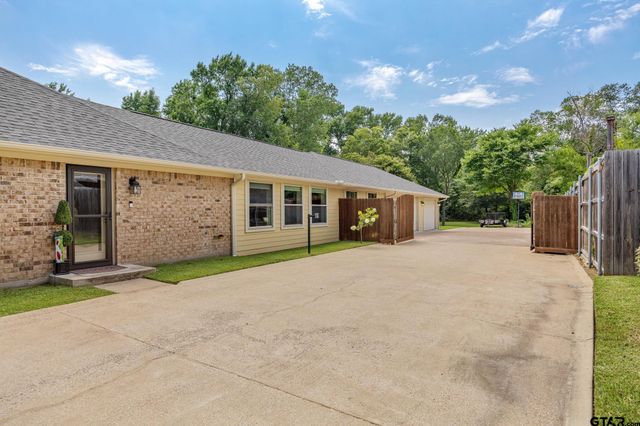 6101 Sutherland, Tyler, TX 75703