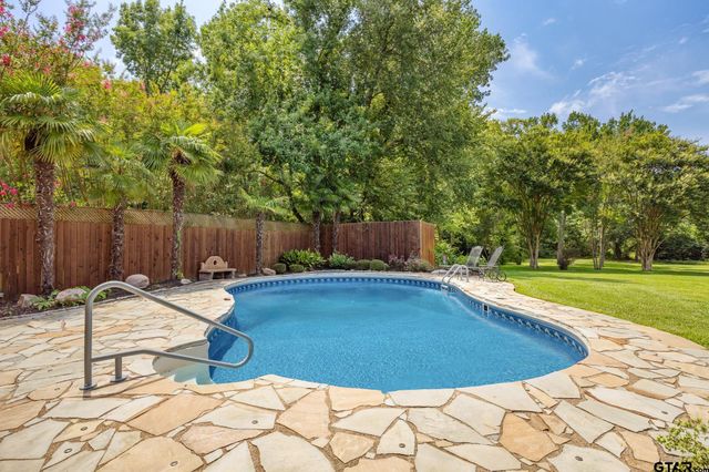 6101 Sutherland, Tyler, TX 75703