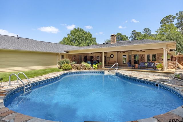 6101 Sutherland, Tyler, TX 75703
