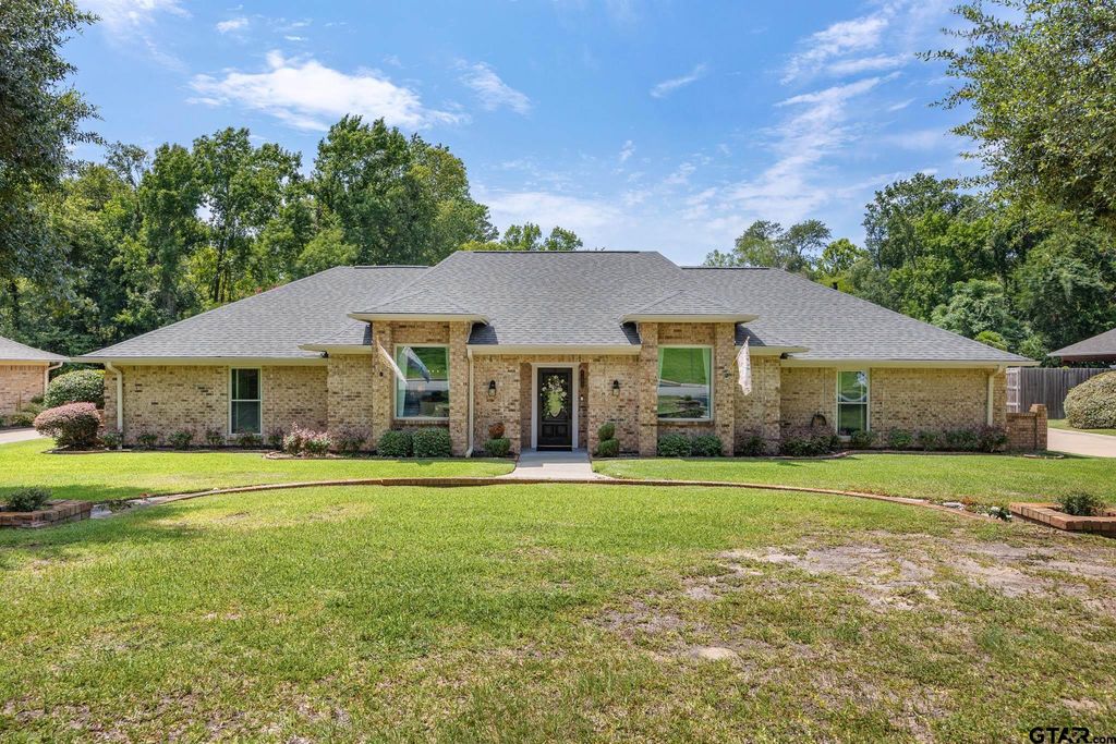 6101 Sutherland, Tyler, TX 75703