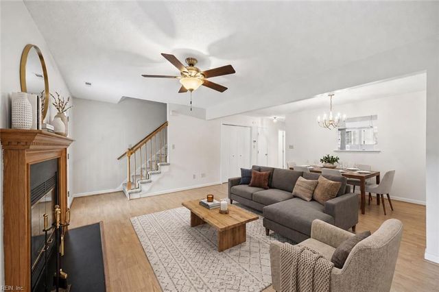 5 Mountain Ashe PL, Hampton, VA 23666