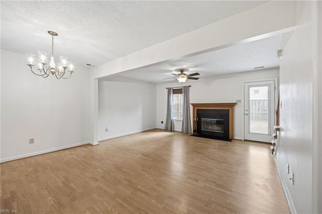 5 Mountain Ashe PL, Hampton, VA 23666