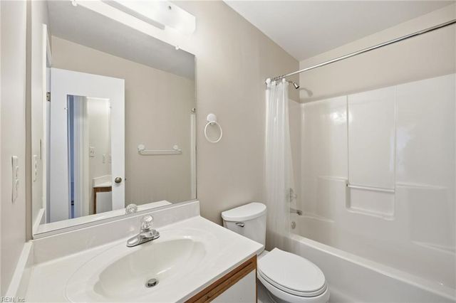 5 Mountain Ashe PL, Hampton, VA 23666