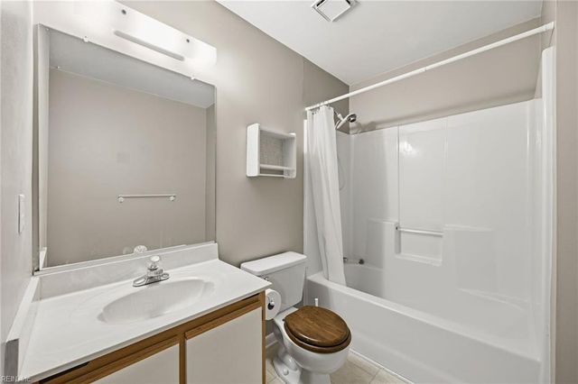 5 Mountain Ashe PL, Hampton, VA 23666