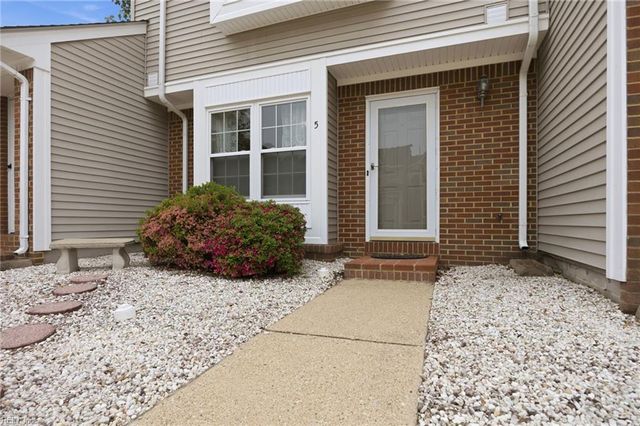5 Mountain Ashe PL, Hampton, VA 23666