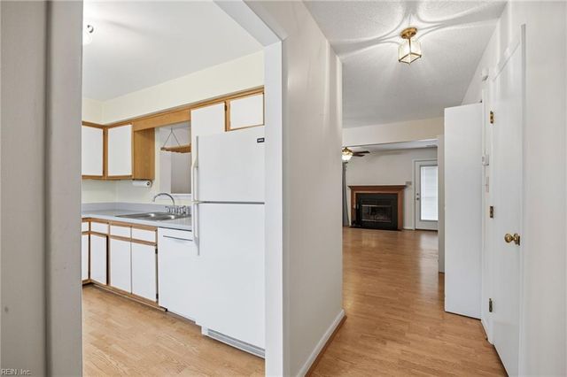 5 Mountain Ashe PL, Hampton, VA 23666