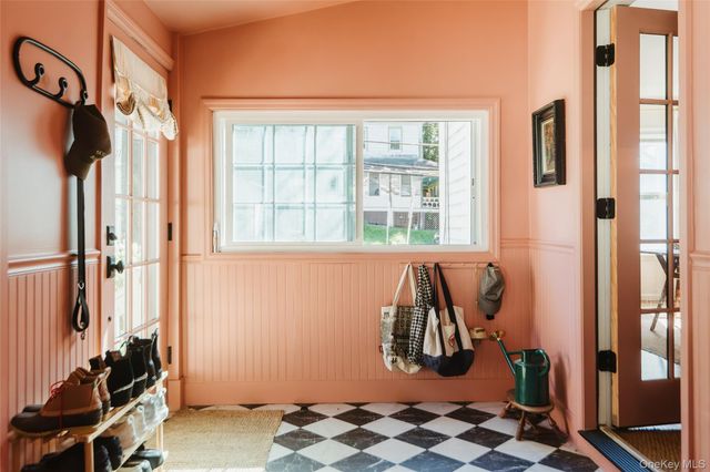 328 Hasbrouck Avenue, Kingston, NY 12401
