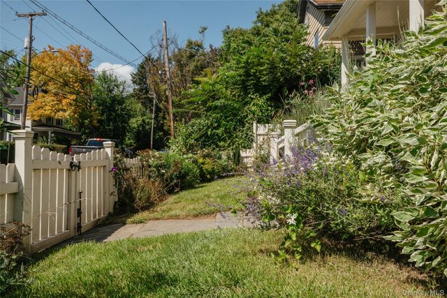328 Hasbrouck Avenue, Kingston, NY 12401