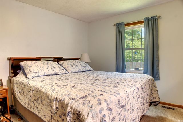 429 S Delaware Street, Shelburn, IN 47879