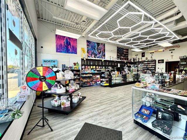 1090 Inkster, Inkster, MI 48141