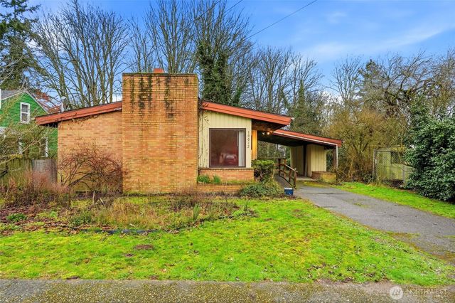 10012 8th Avenue NW, Seattle, WA 98177