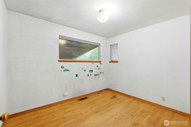 10012 8th Avenue NW, Seattle, WA 98177