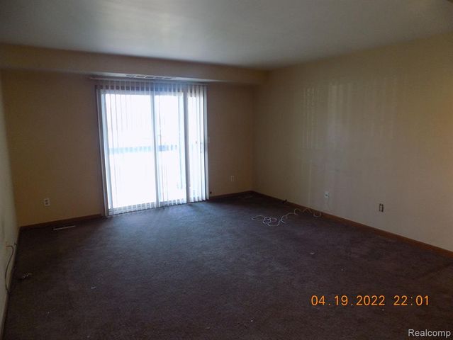 15246 Ashley Court 14, Macomb, MI 48044