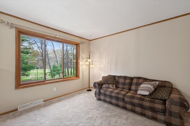 2107 189th Avenue NE, Cedar, MN 55011