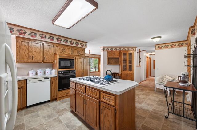 2107 189th Avenue NE, Cedar, MN 55011