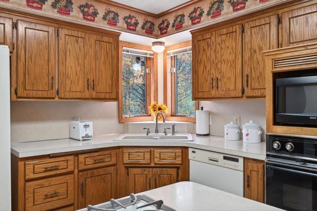 2107 189th Avenue NE, Cedar, MN 55011