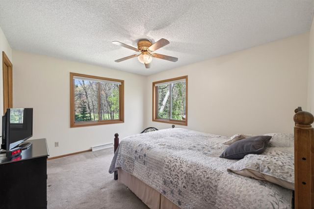 2107 189th Avenue NE, Cedar, MN 55011
