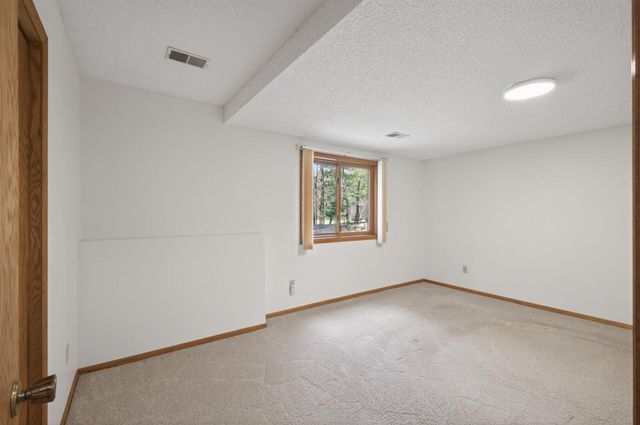 2107 189th Avenue NE, Cedar, MN 55011