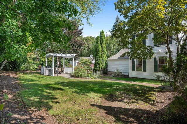 9 Old Jenckes Hill Road 3, Lincoln, RI 02865