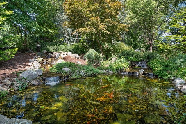 9 Old Jenckes Hill Road 3, Lincoln, RI 02865