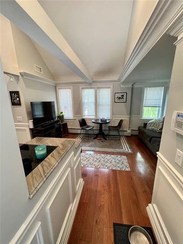 9 Old Jenckes Hill Road 3, Lincoln, RI 02865