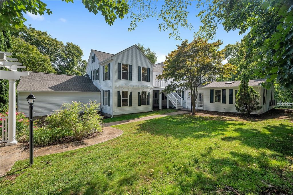9 Old Jenckes Hill Road 3, Lincoln, RI 02865