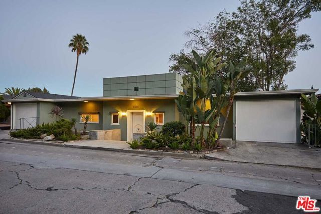 6630 Whitley Terrace, Los Angeles, CA 90068