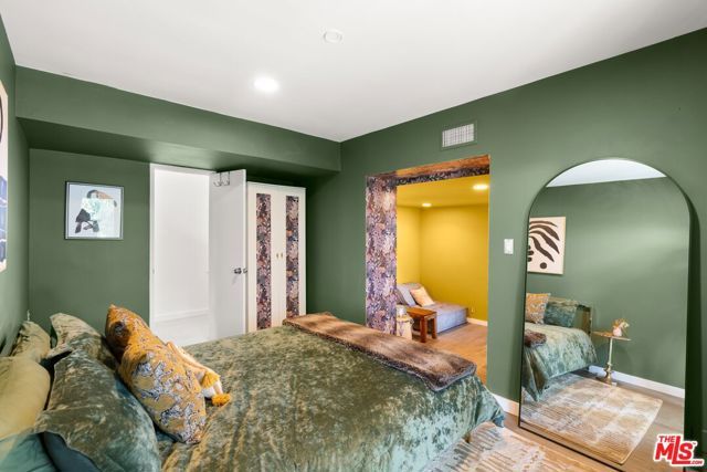 6630 Whitley Terrace, Los Angeles, CA 90068