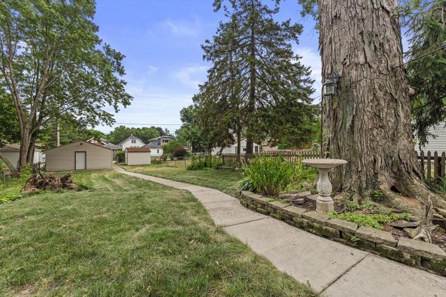 3766 S Austin STREET, Milwaukee, WI 53207