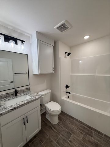 116 N Panther Avenue, Farmington, AR 72730