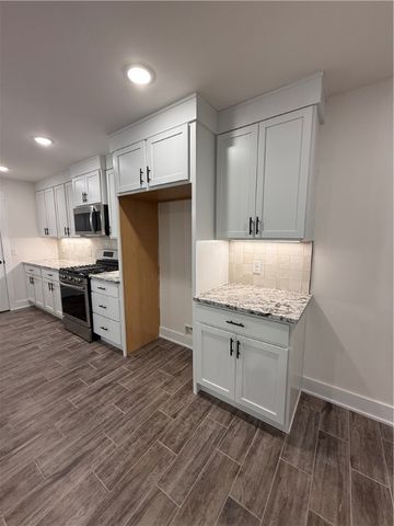 116 N Panther Avenue, Farmington, AR 72730