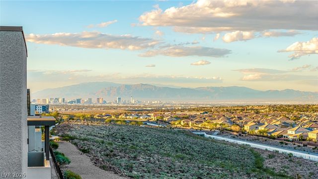 2598 Skylark Trail Street, Henderson, NV 89044