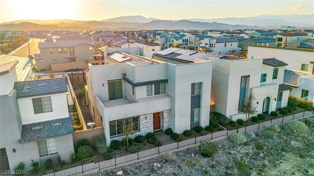 2598 Skylark Trail Street, Henderson, NV 89044