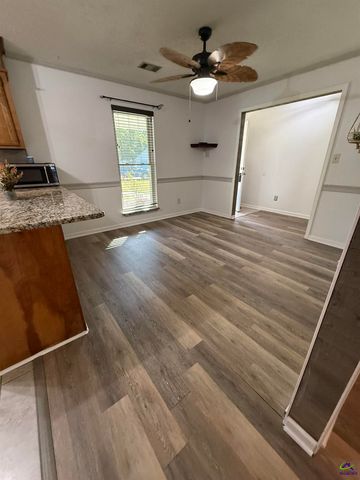 104 Tappan Ct., Warner Robins, GA 31088