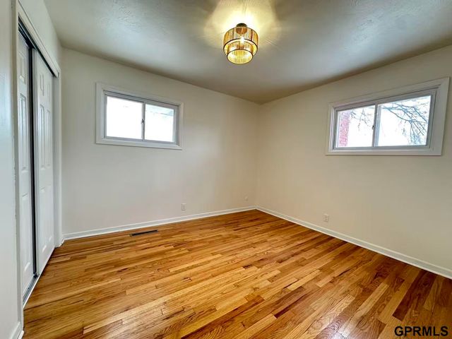 731 N 57th Street, Lincoln, NE 68505