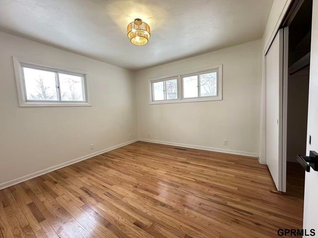 731 N 57th Street, Lincoln, NE 68505