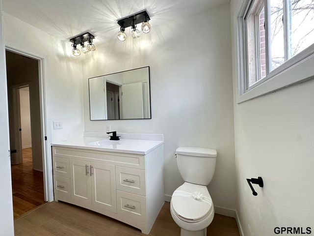 731 N 57th Street, Lincoln, NE 68505