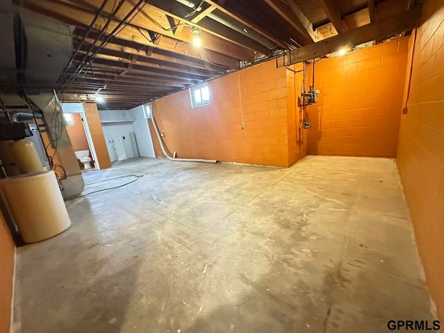 731 N 57th Street, Lincoln, NE 68505