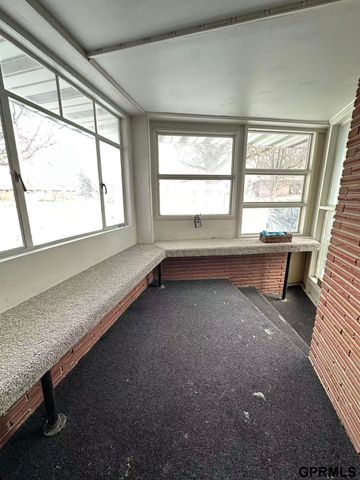 731 N 57th Street, Lincoln, NE 68505