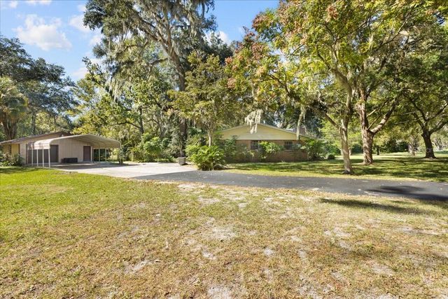 2104 SE COUNTY ROAD 252, Lake City, FL 32025